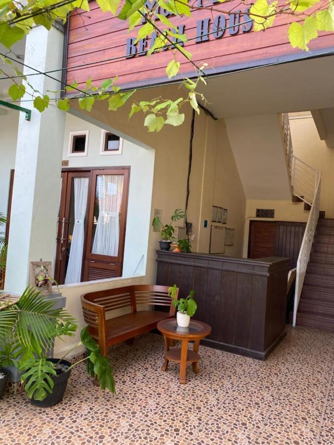Mae Mae Beach House Batununggul Exteriör bild